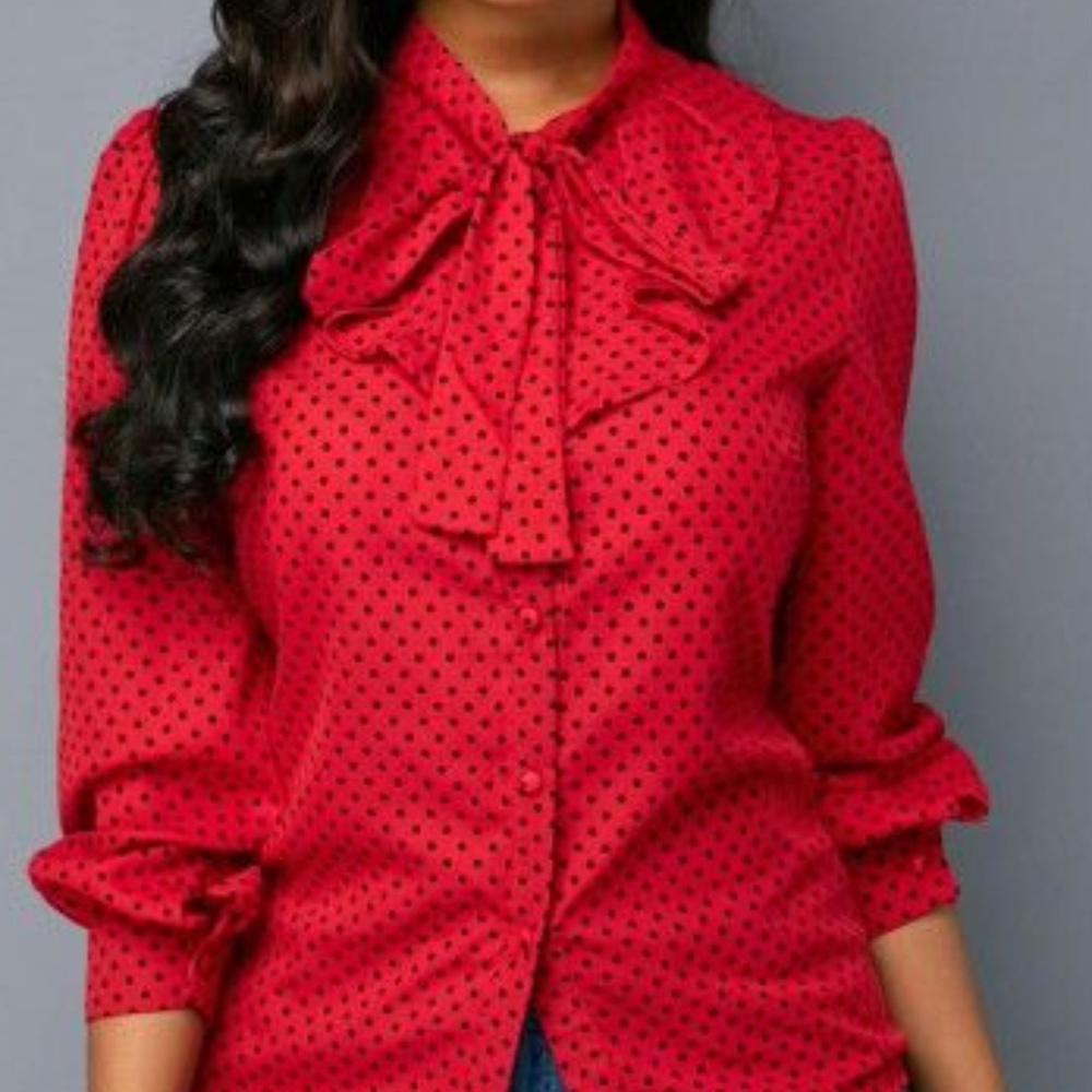 Asymmetric Hem Polka Dot Print Long Sleeve Blouse